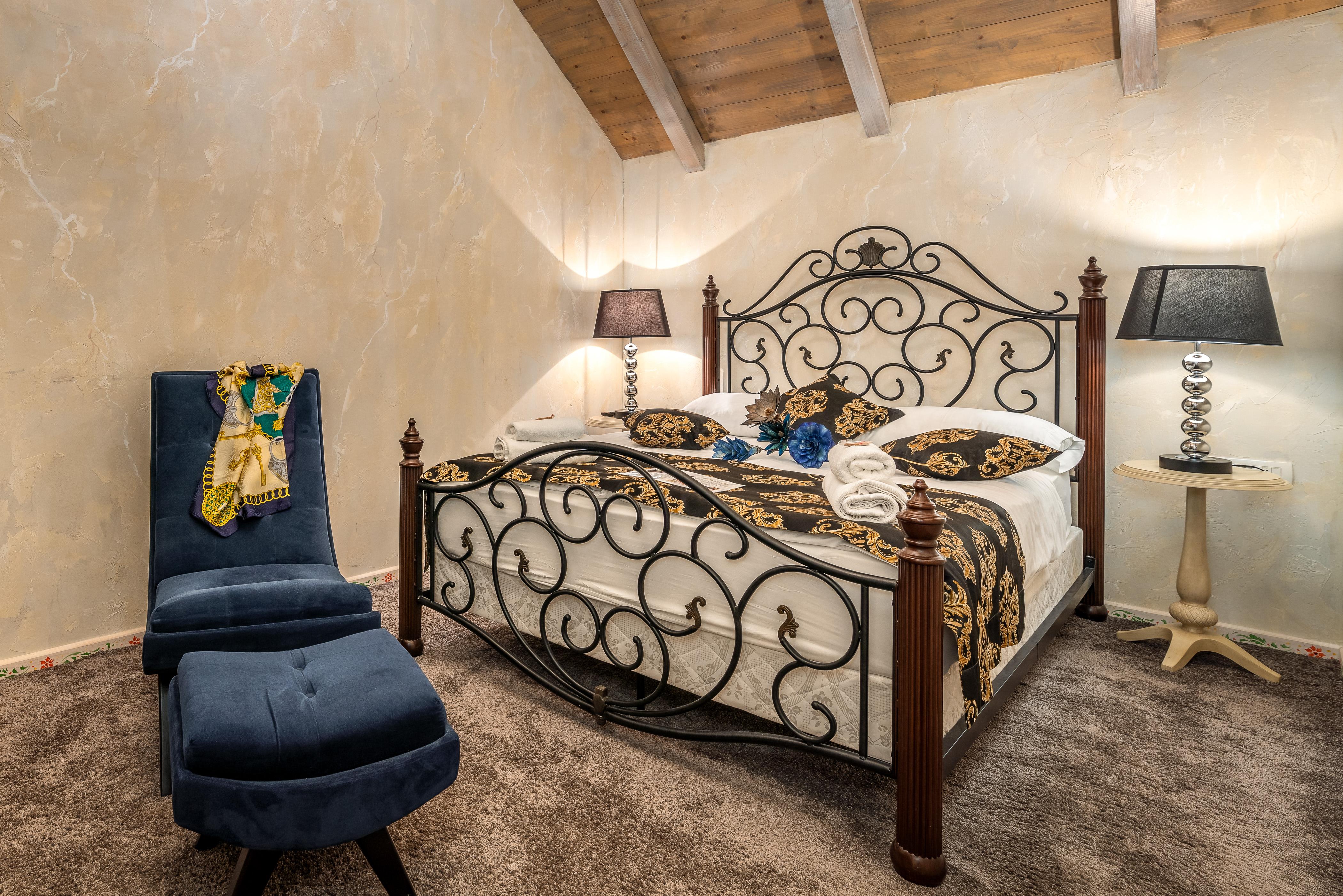 Heritage Palace Varos - Mag Quaint & Elegant Boutique Hotels Split Bagian luar foto