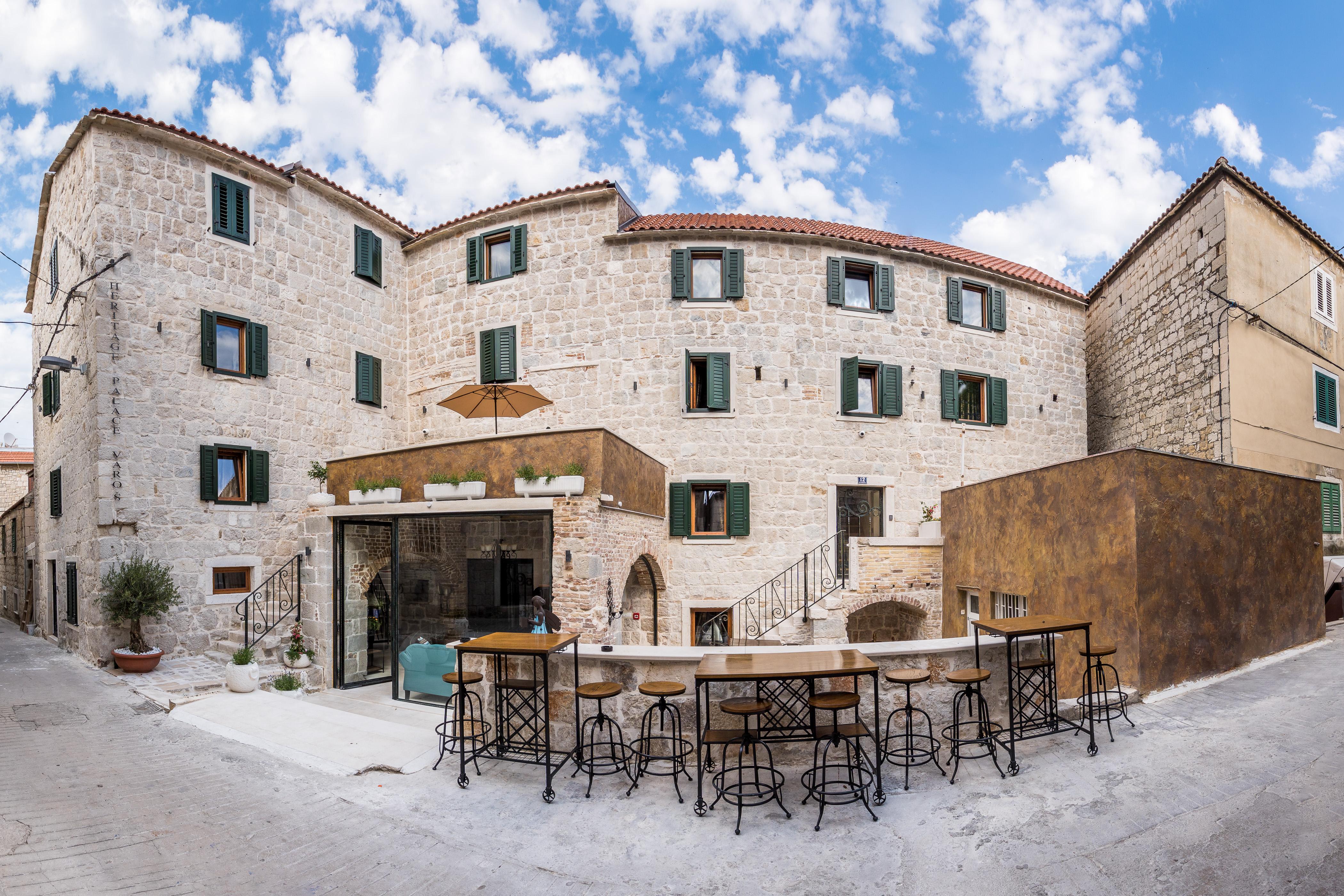 Heritage Palace Varos - Mag Quaint & Elegant Boutique Hotels Split Bagian luar foto