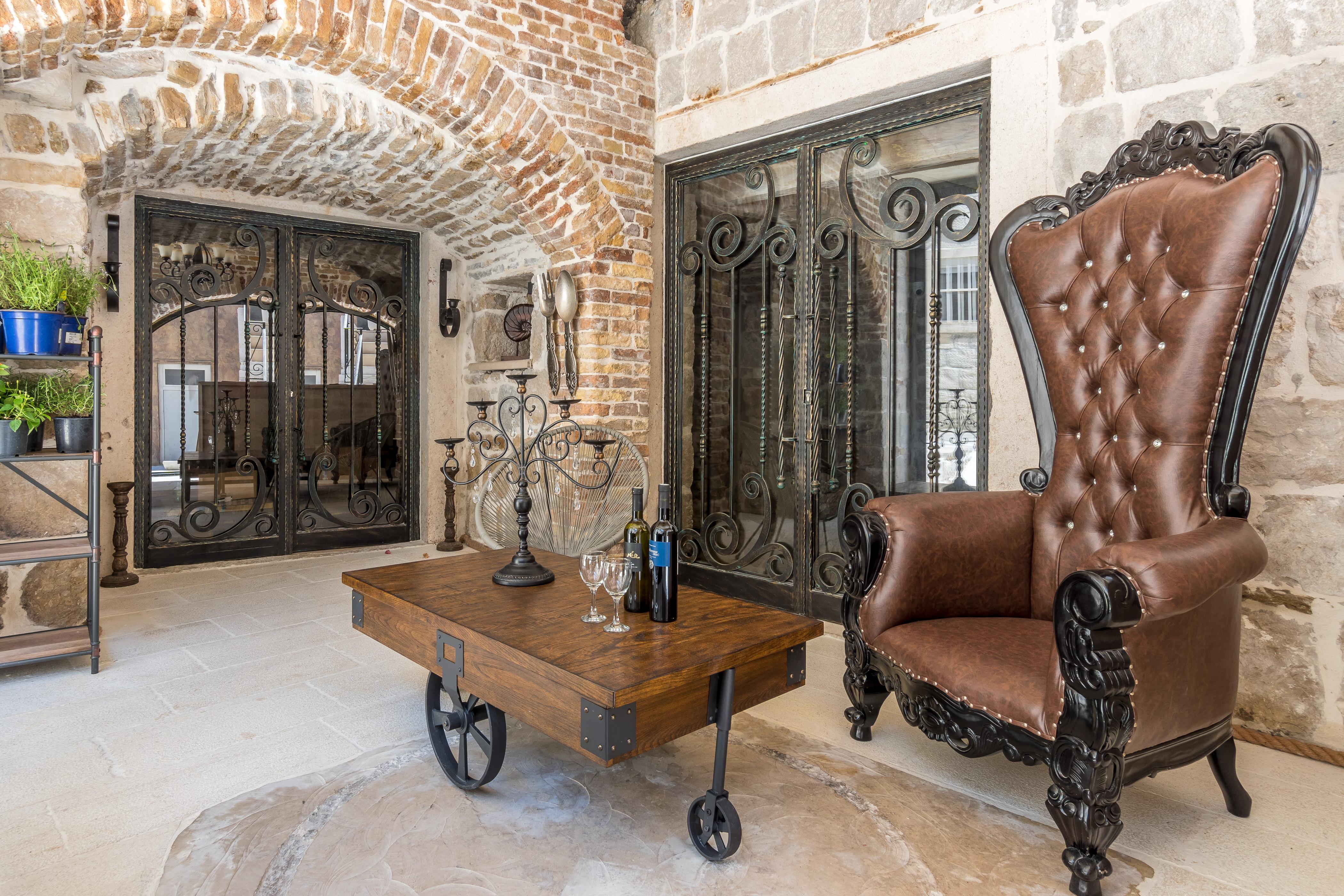 Heritage Palace Varos - Mag Quaint & Elegant Boutique Hotels Split Bagian luar foto