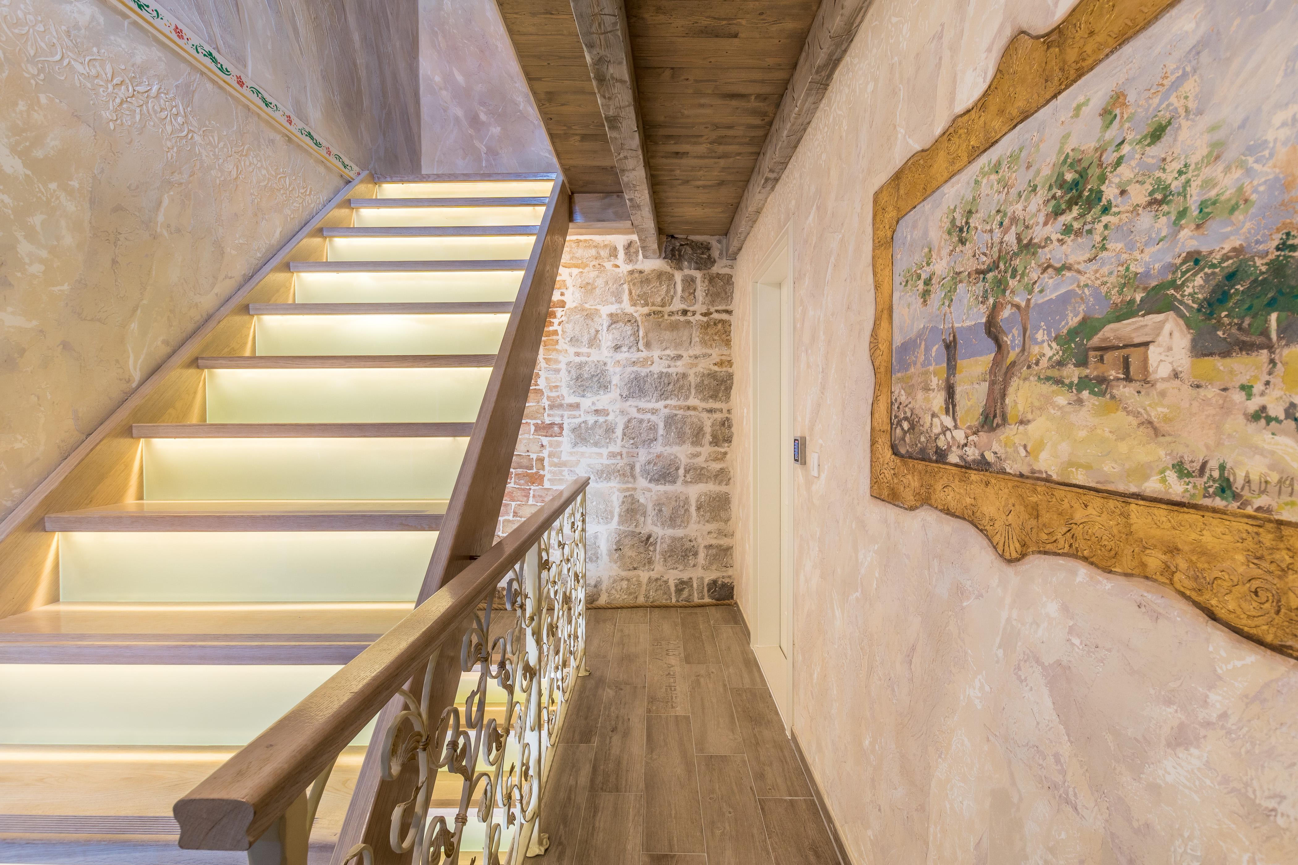 Heritage Palace Varos - Mag Quaint & Elegant Boutique Hotels Split Bagian luar foto