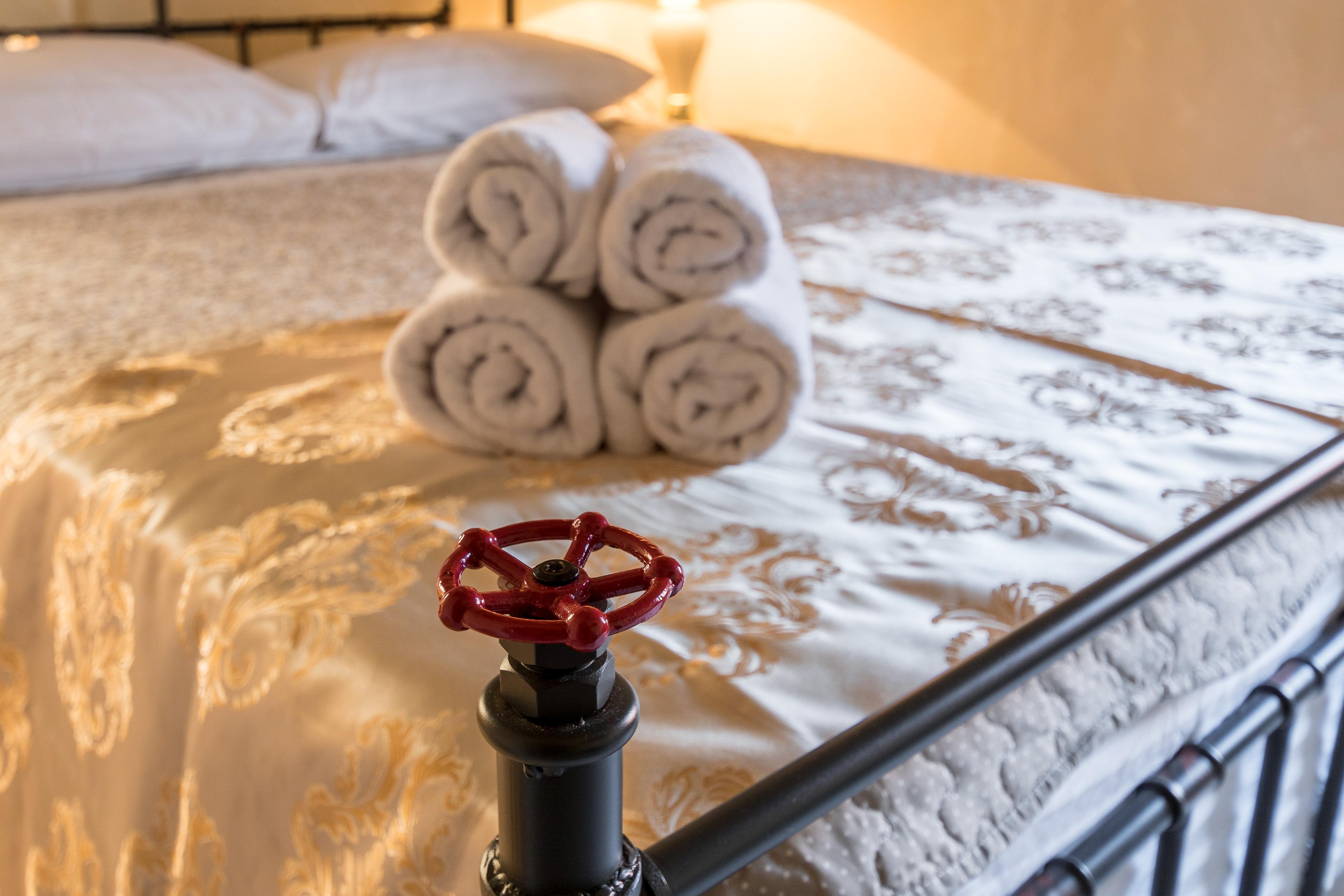 Heritage Palace Varos - Mag Quaint & Elegant Boutique Hotels Split Bagian luar foto